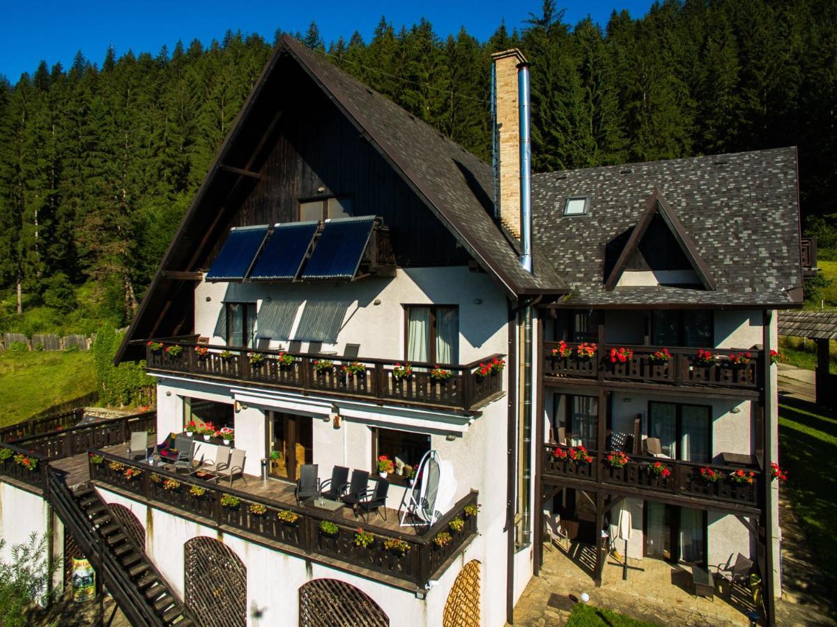 Bucovina Lodge Pension Vama  Ngoại thất bức ảnh