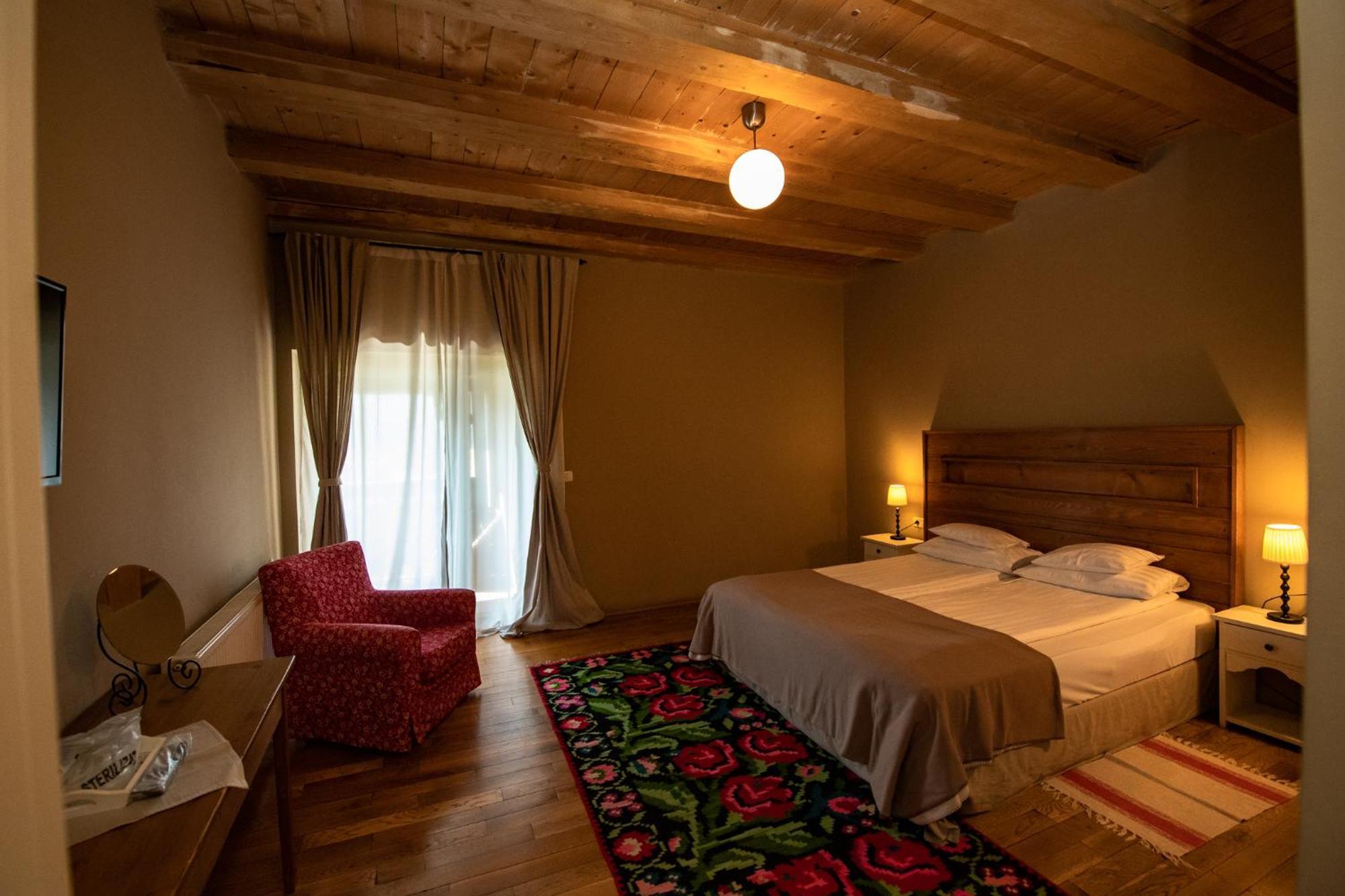 Bucovina Lodge Pension Vama  Ngoại thất bức ảnh