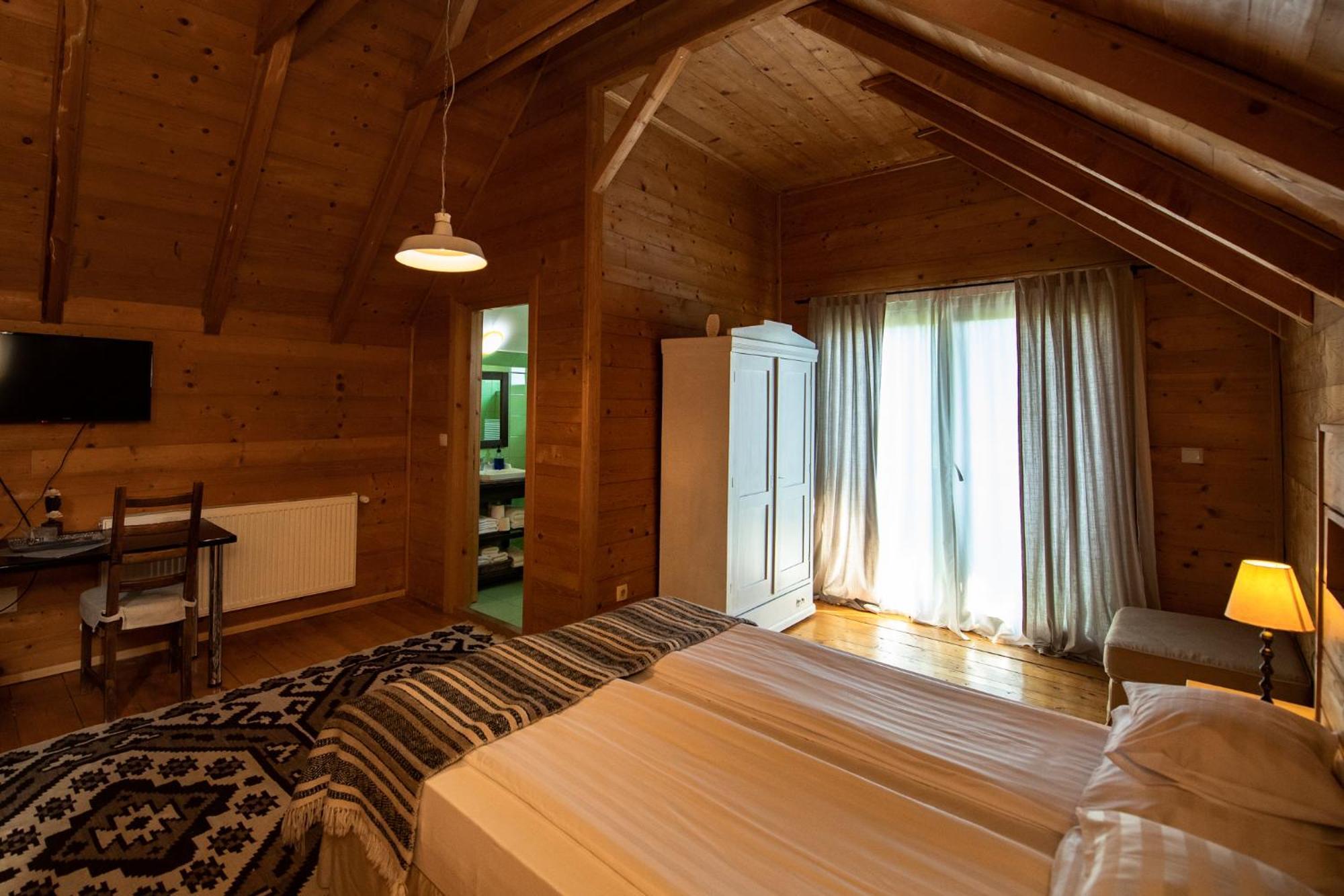 Bucovina Lodge Pension Vama  Ngoại thất bức ảnh