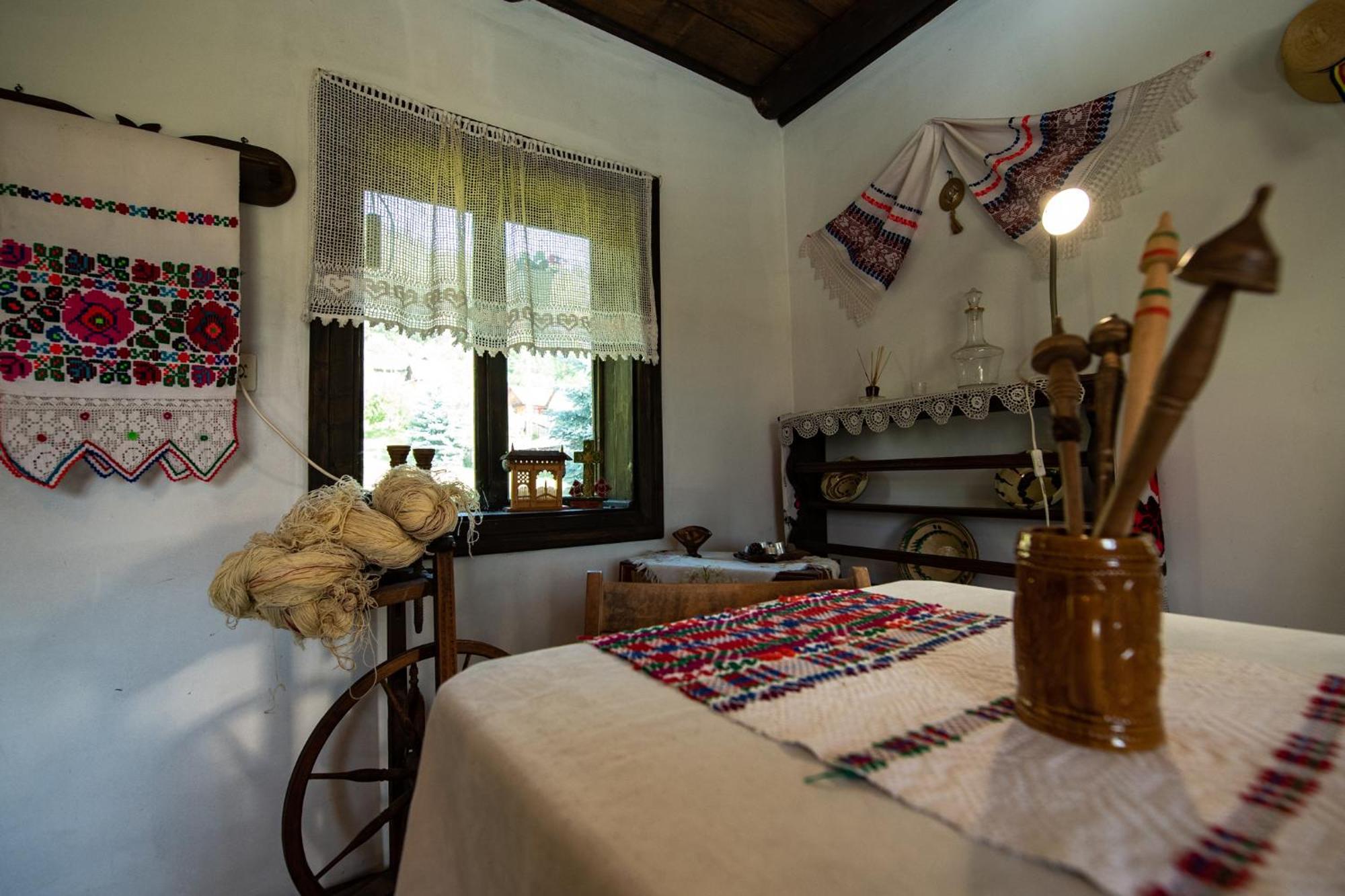 Bucovina Lodge Pension Vama  Ngoại thất bức ảnh